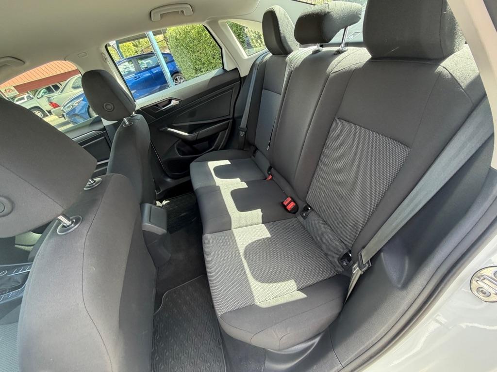 Volkswagen Jetta 1.4T S 8A 2021