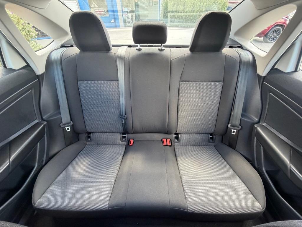 Volkswagen Jetta 1.4T S 8A 2021