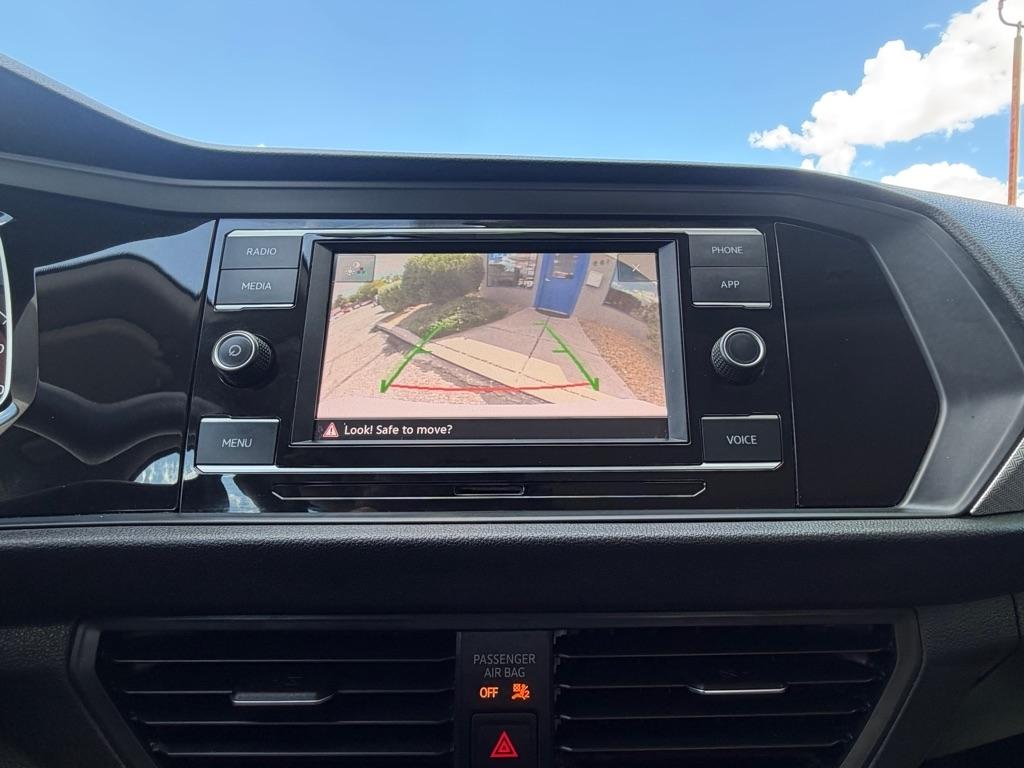 Volkswagen Jetta 1.4T S 8A 2021
