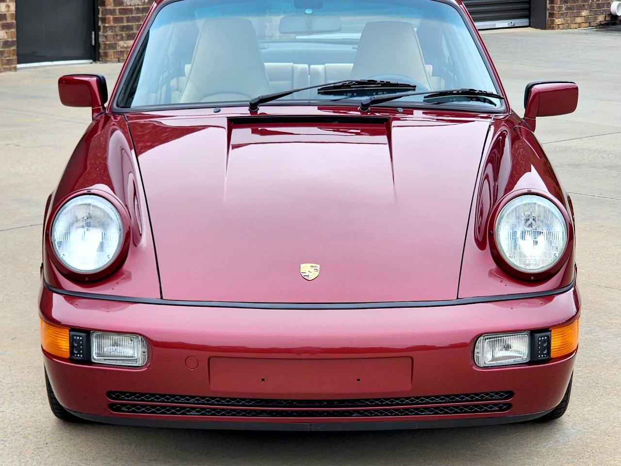 Porsche 911 Carrera 2  1990
