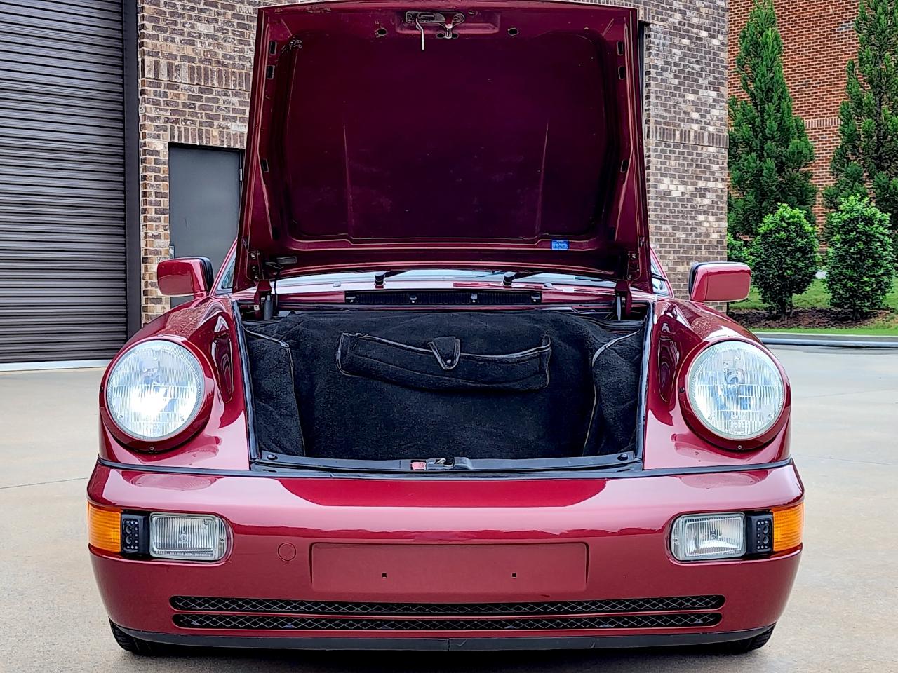 Porsche 911 Carrera 2  1990