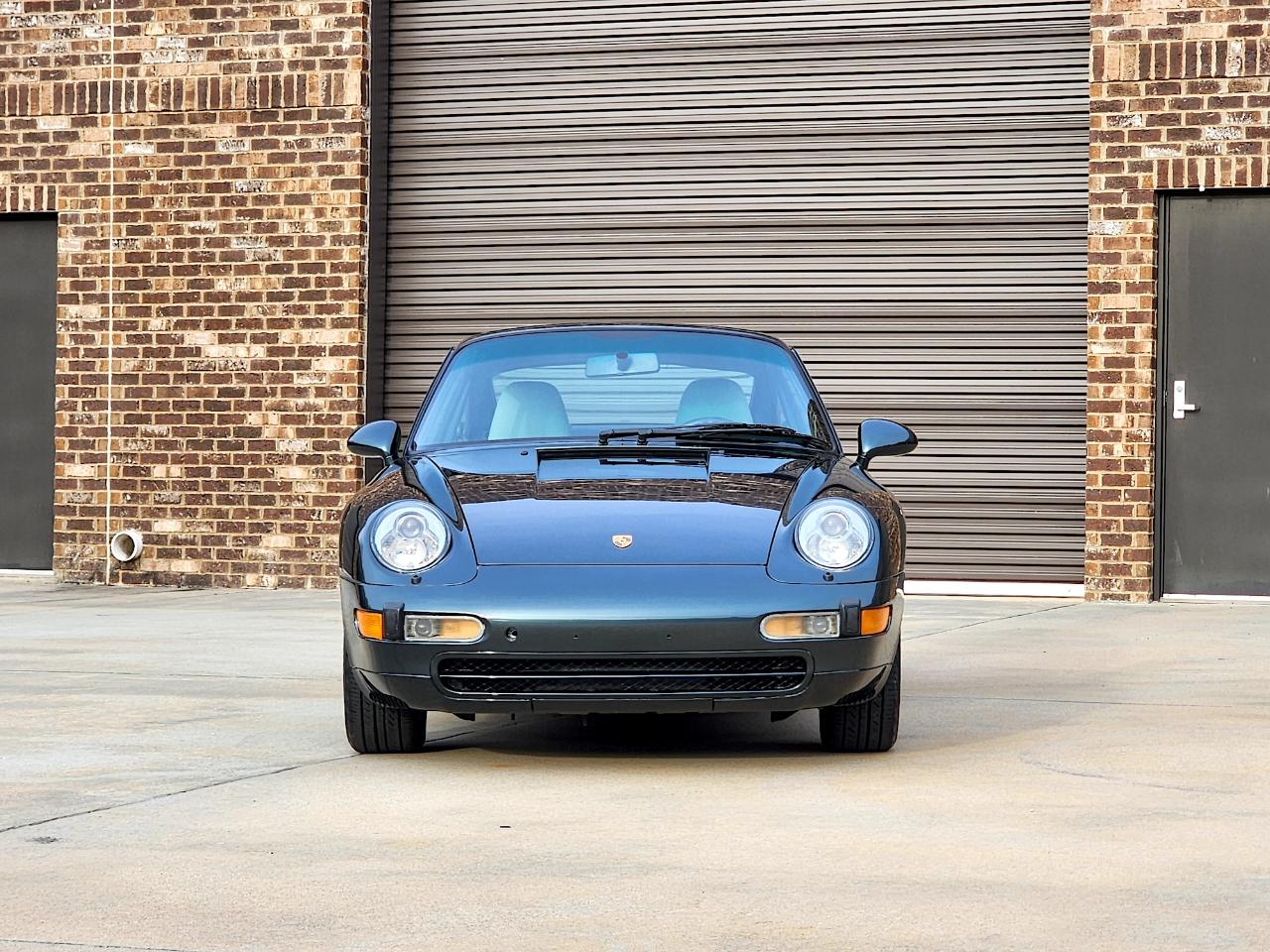 Porsche 911 Carrera  1996