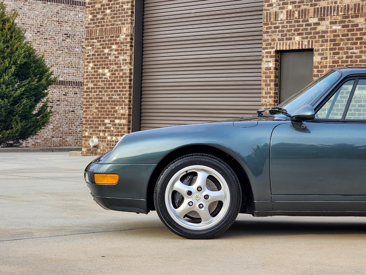 Porsche 911 Carrera  1996