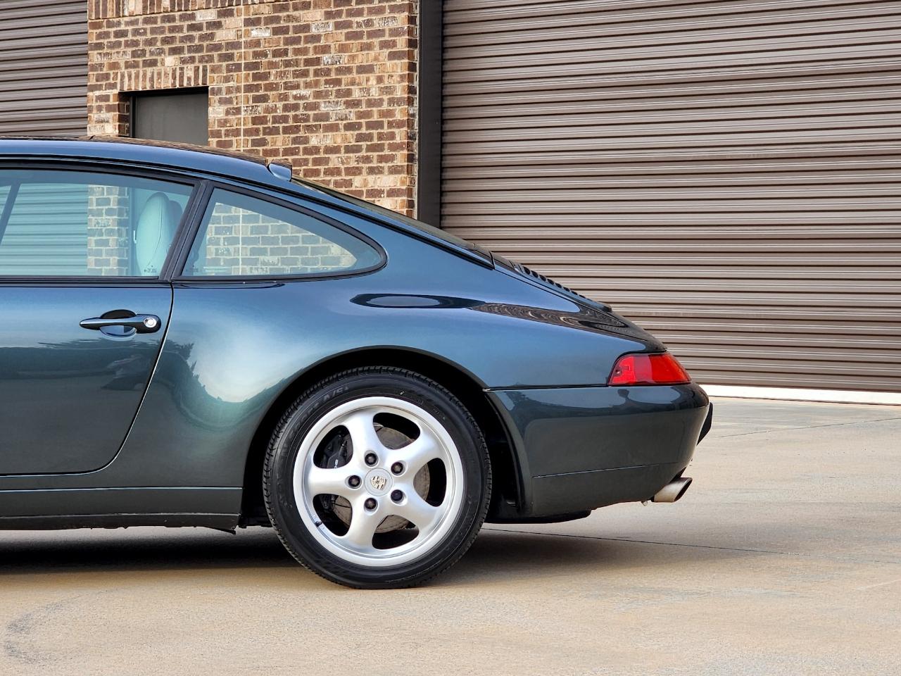 Porsche 911 Carrera  1996