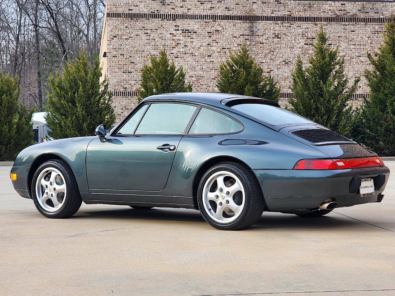 Porsche 911 Carrera  1996