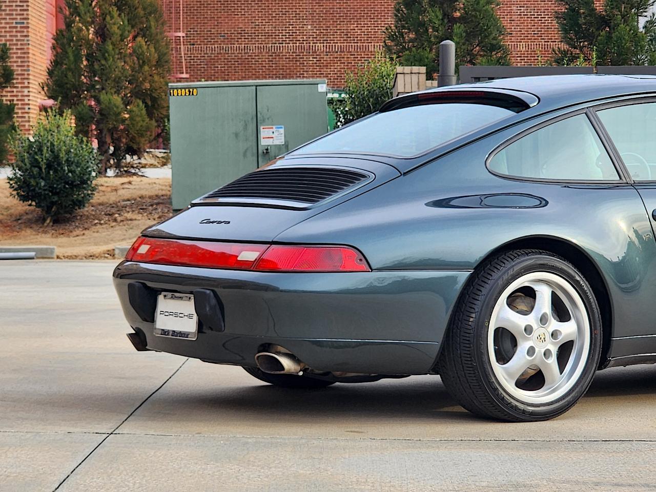 Porsche 911 Carrera  1996