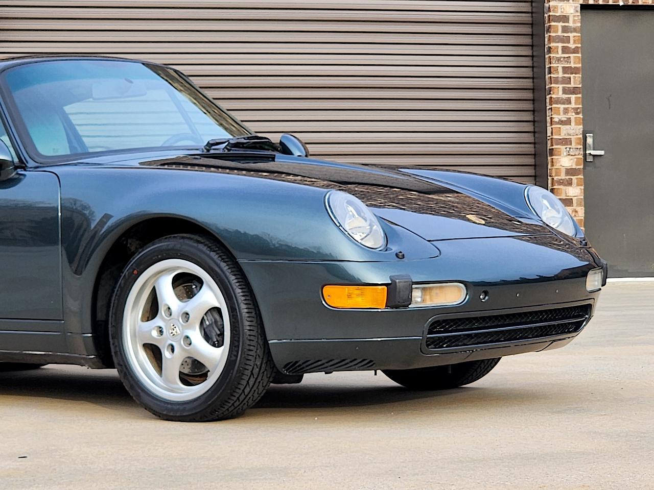 Porsche 911 Carrera  1996