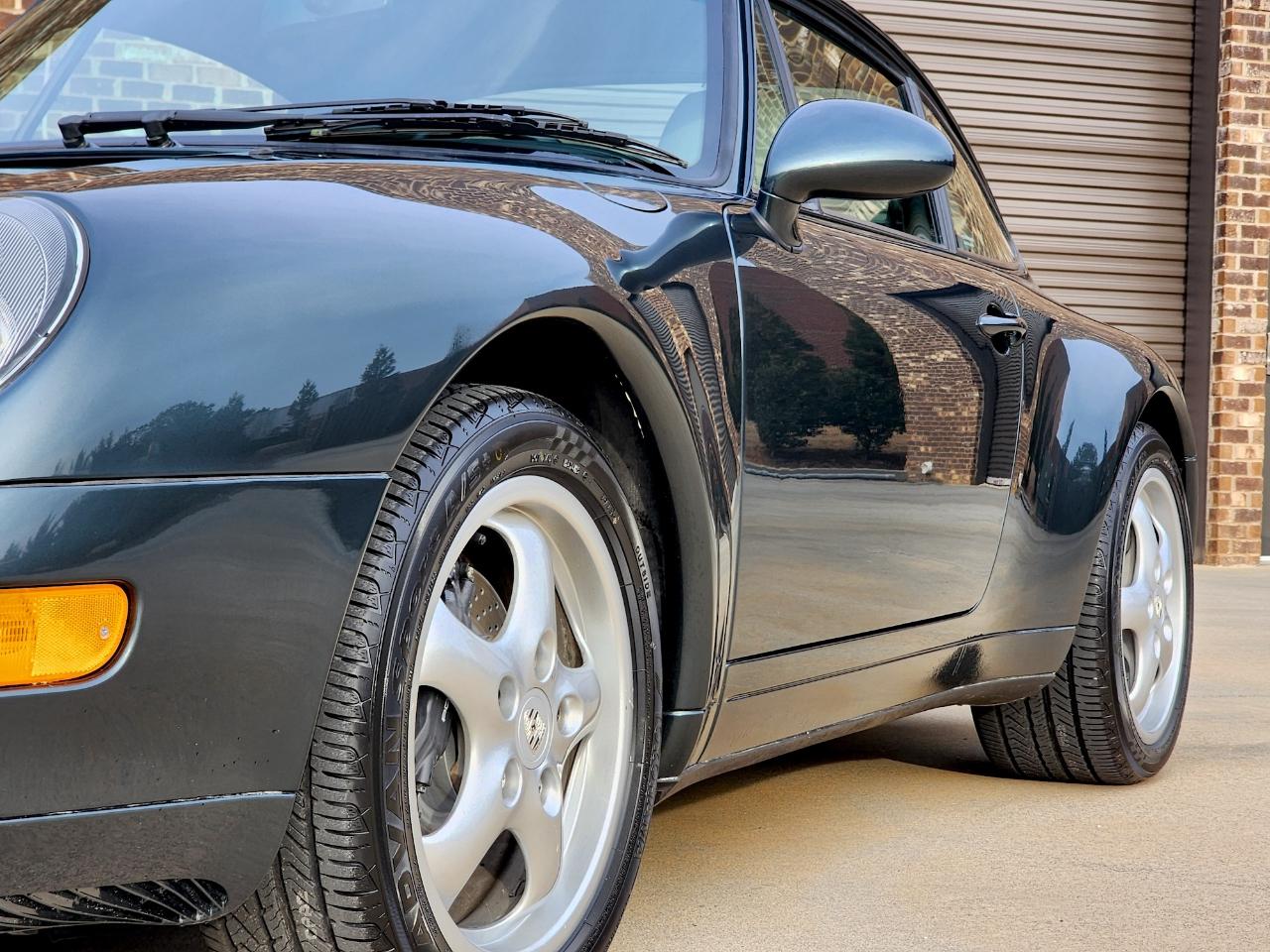 Porsche 911 Carrera  1996