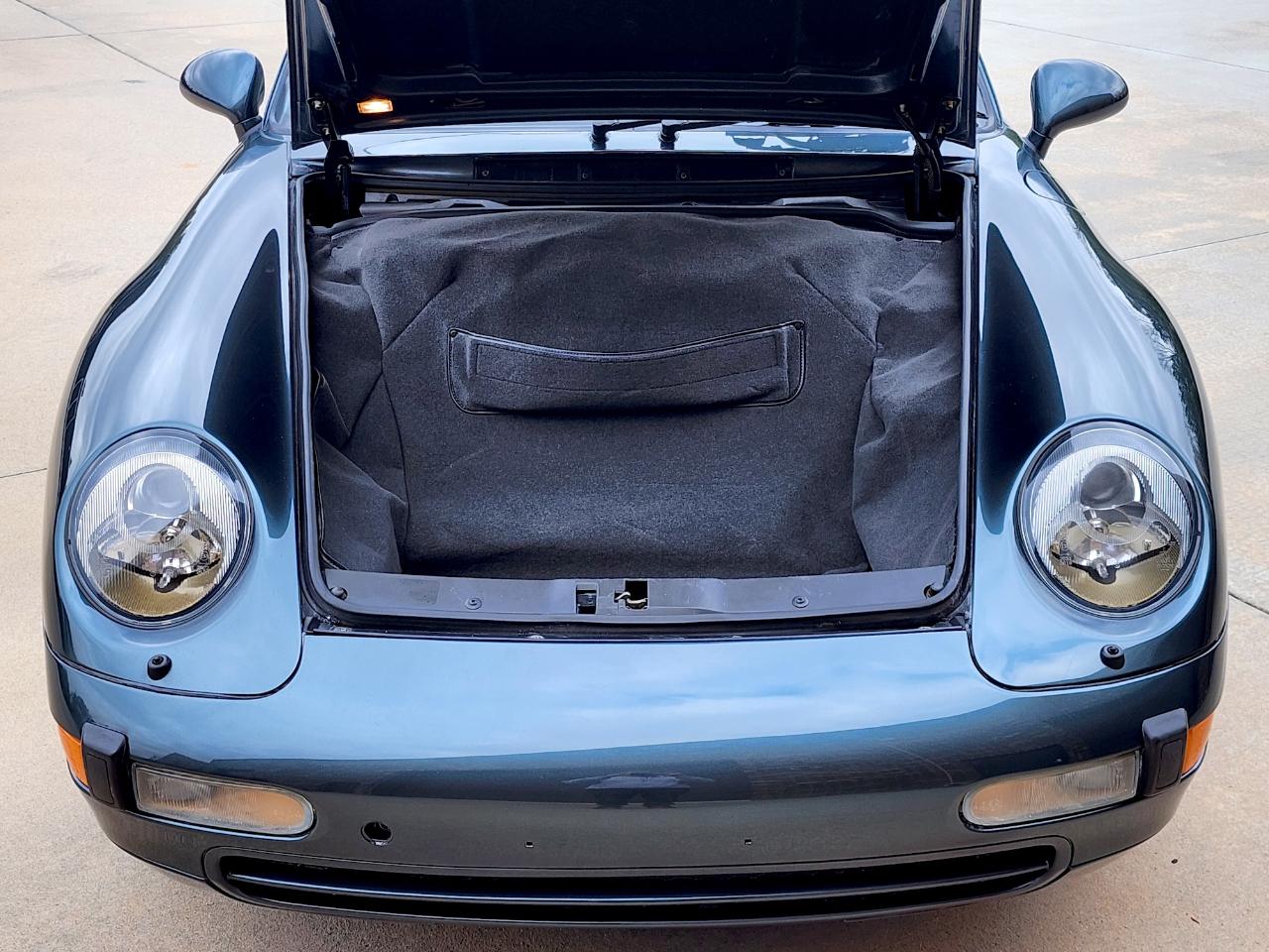 Porsche 911 Carrera  1996