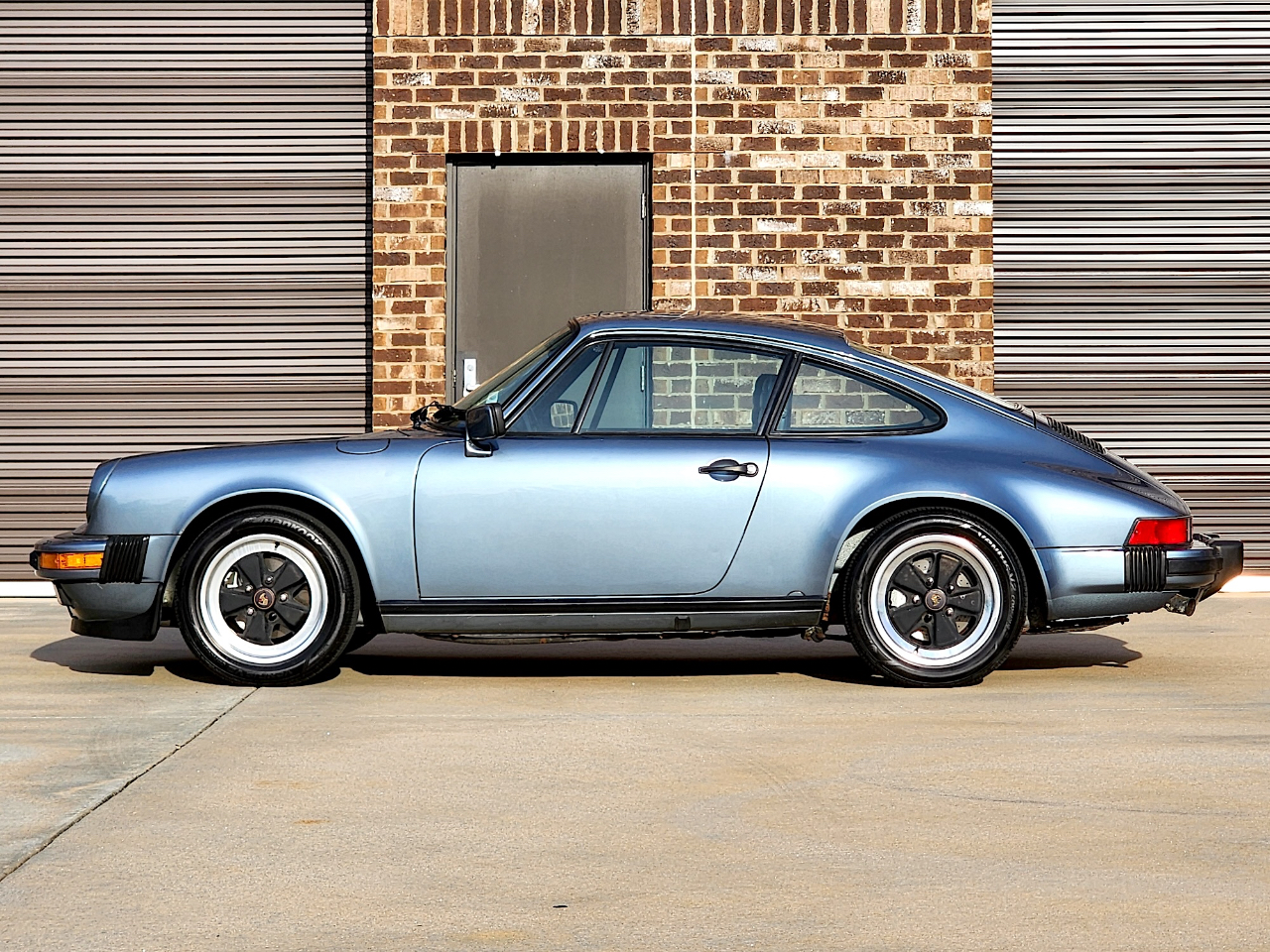 Porsche 911 Carrera  1984