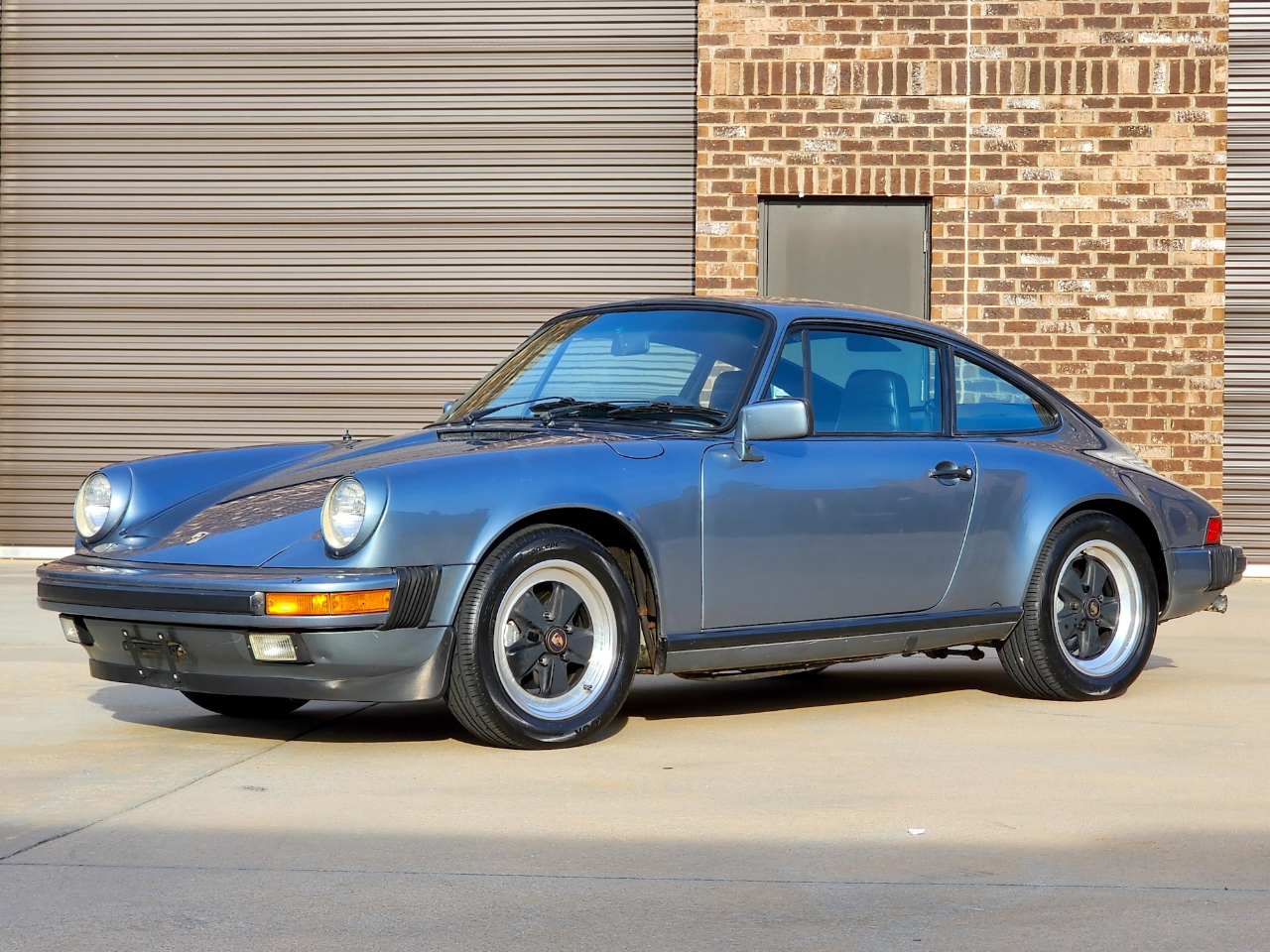 Porsche 911 Carrera  1984