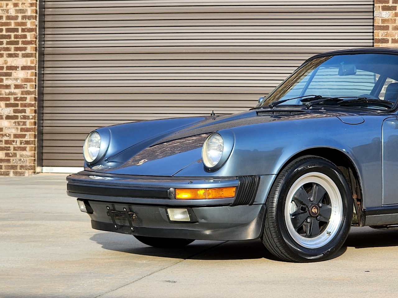 Porsche 911 Carrera  1984