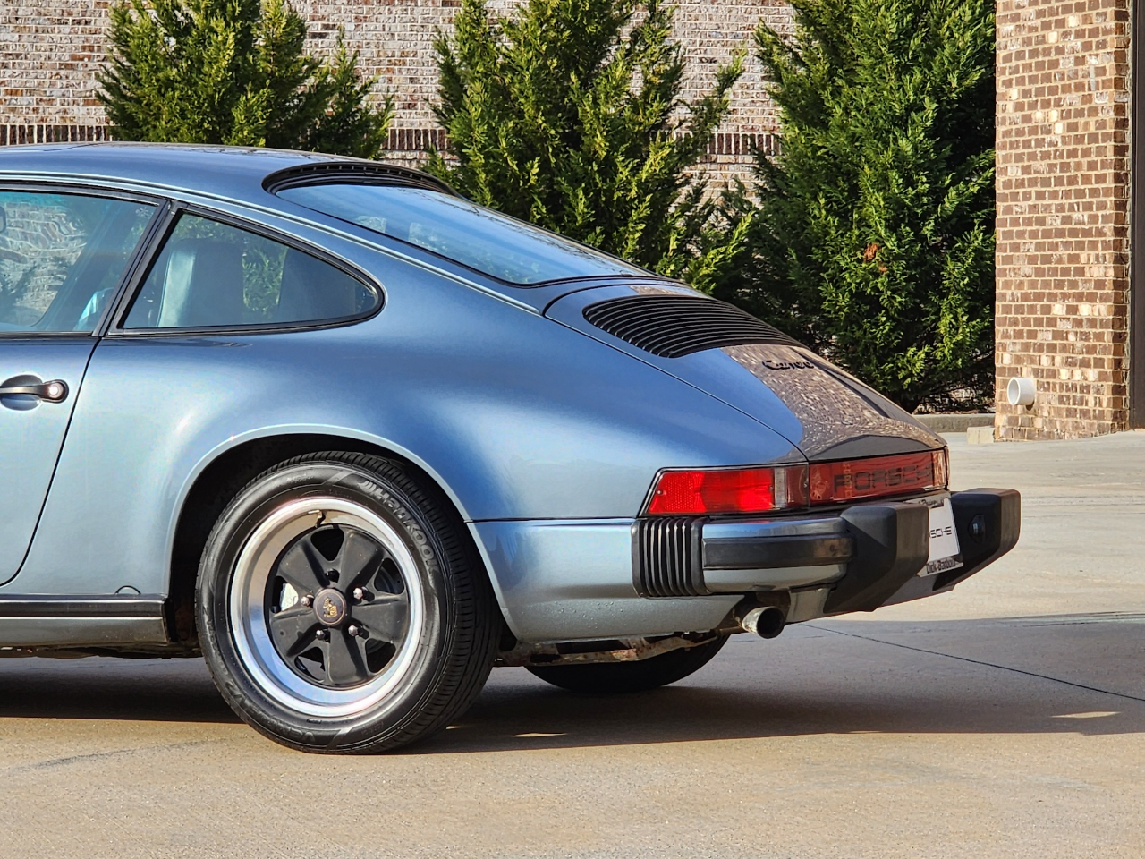 Porsche 911 Carrera  1984