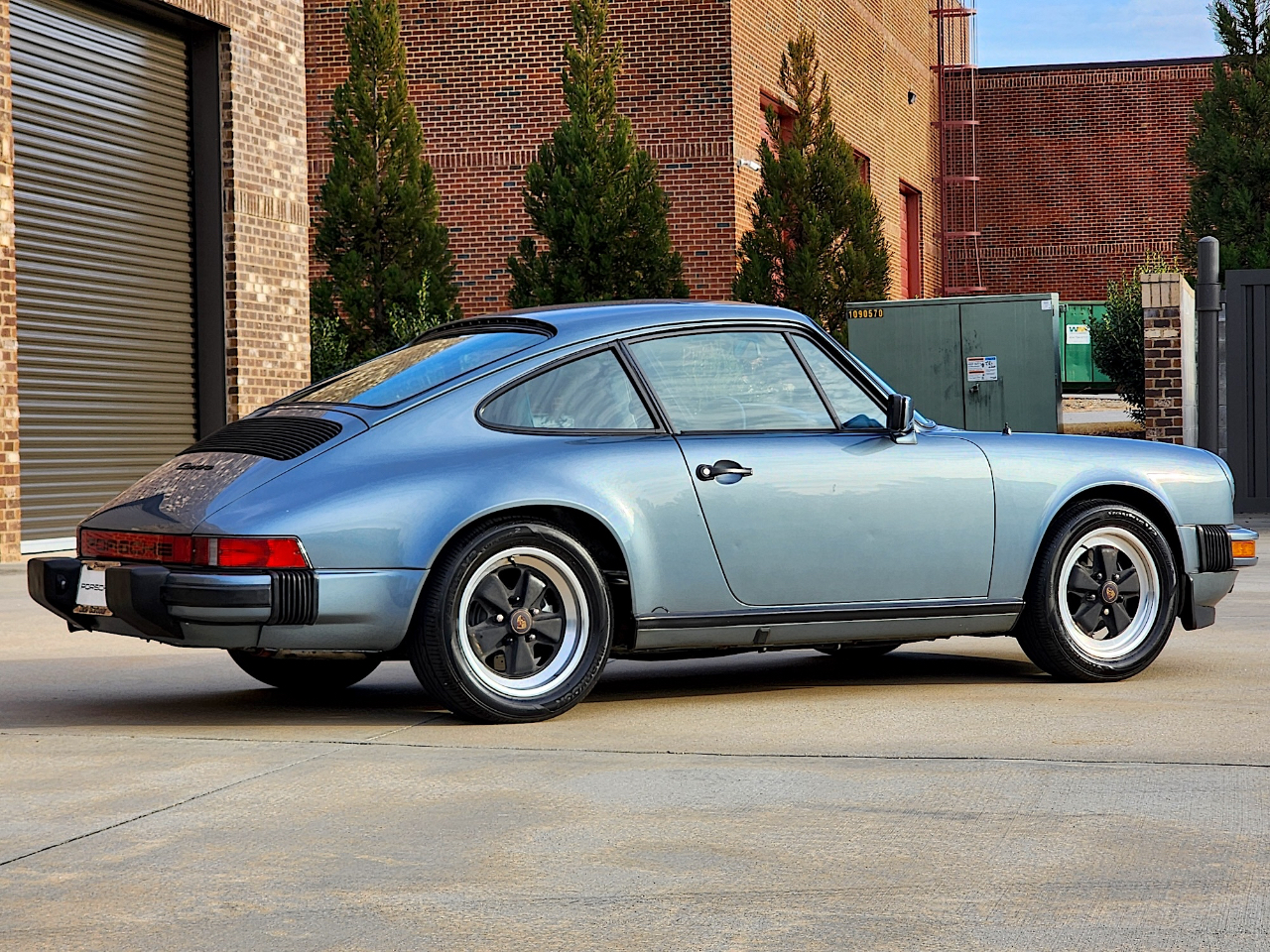 Porsche 911 Carrera  1984