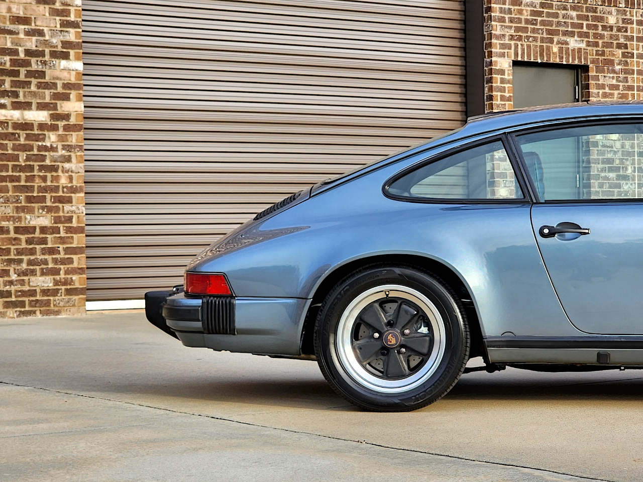 Porsche 911 Carrera  1984