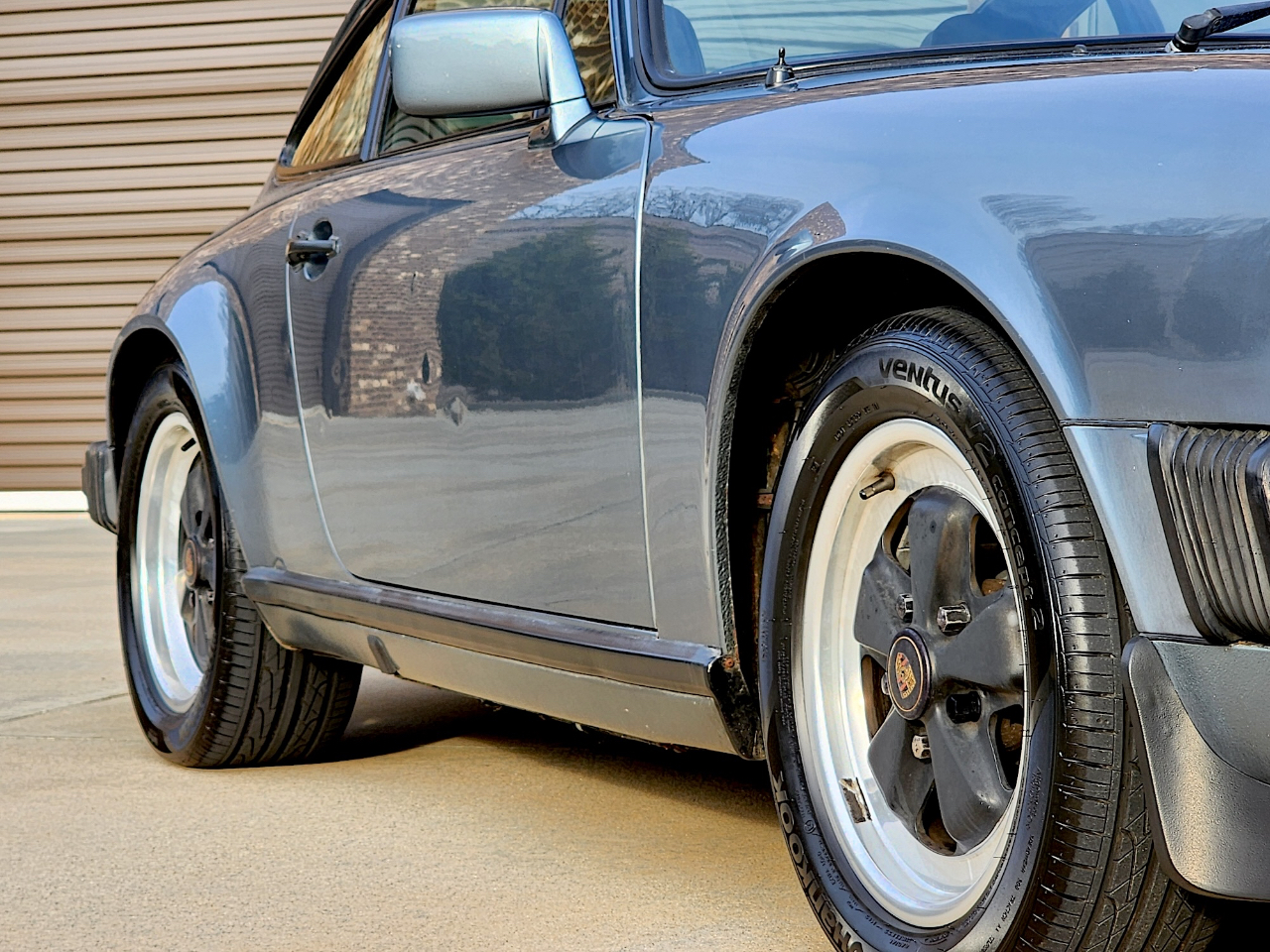 Porsche 911 Carrera  1984