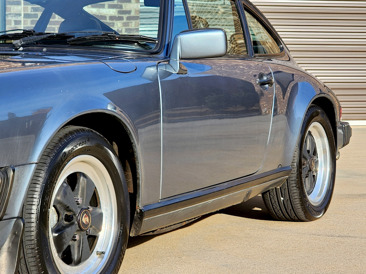 Porsche 911 Carrera  1984
