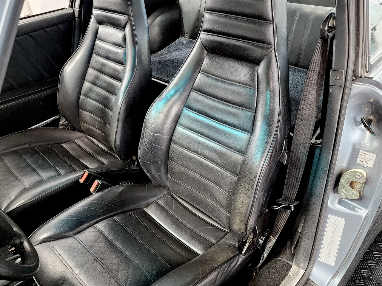 Porsche 911 Carrera  1984