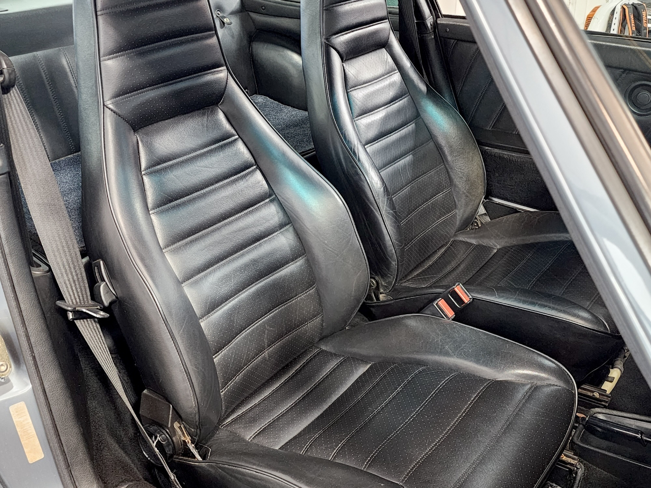 Porsche 911 Carrera  1984