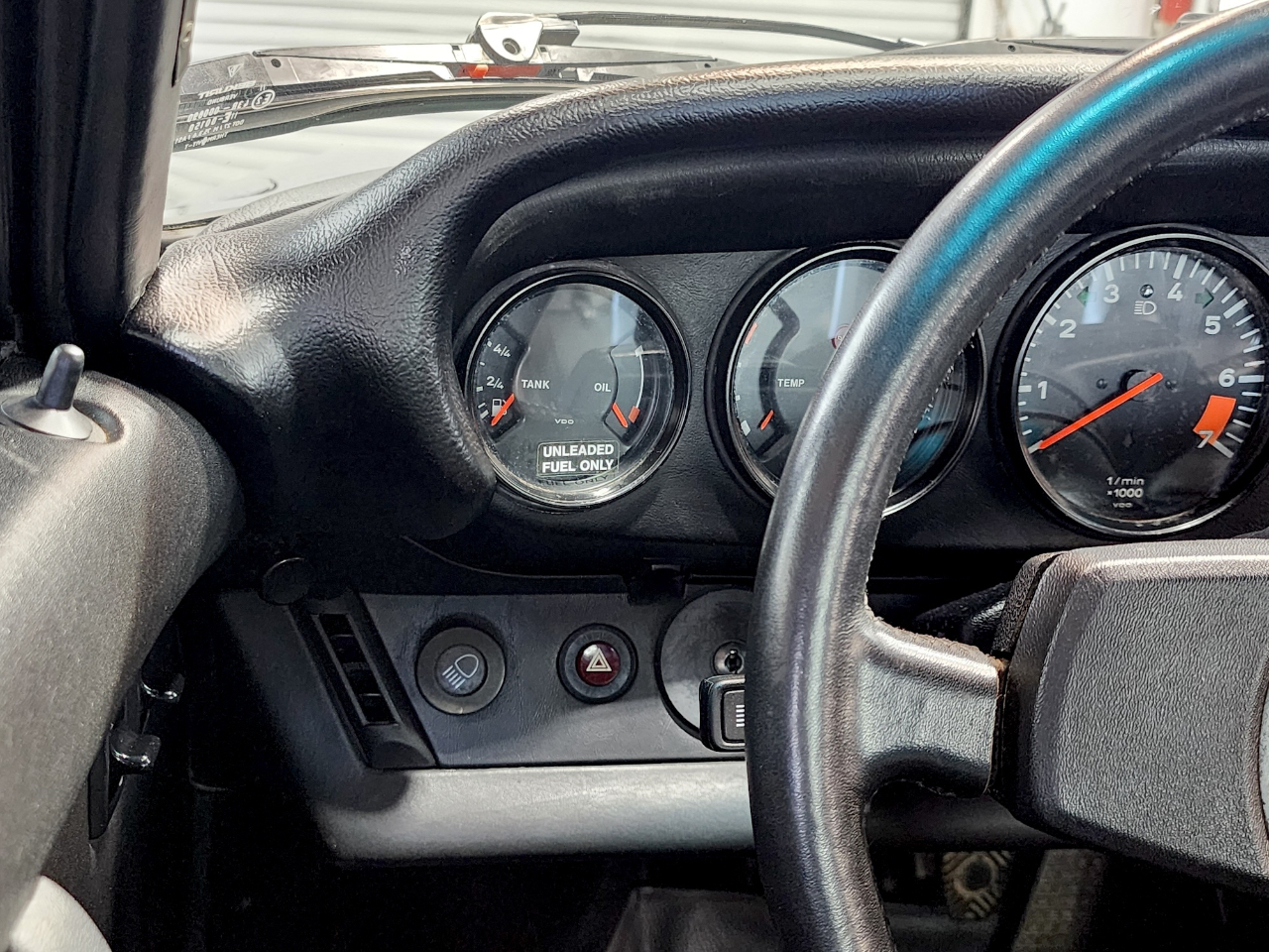 Porsche 911 Carrera  1984