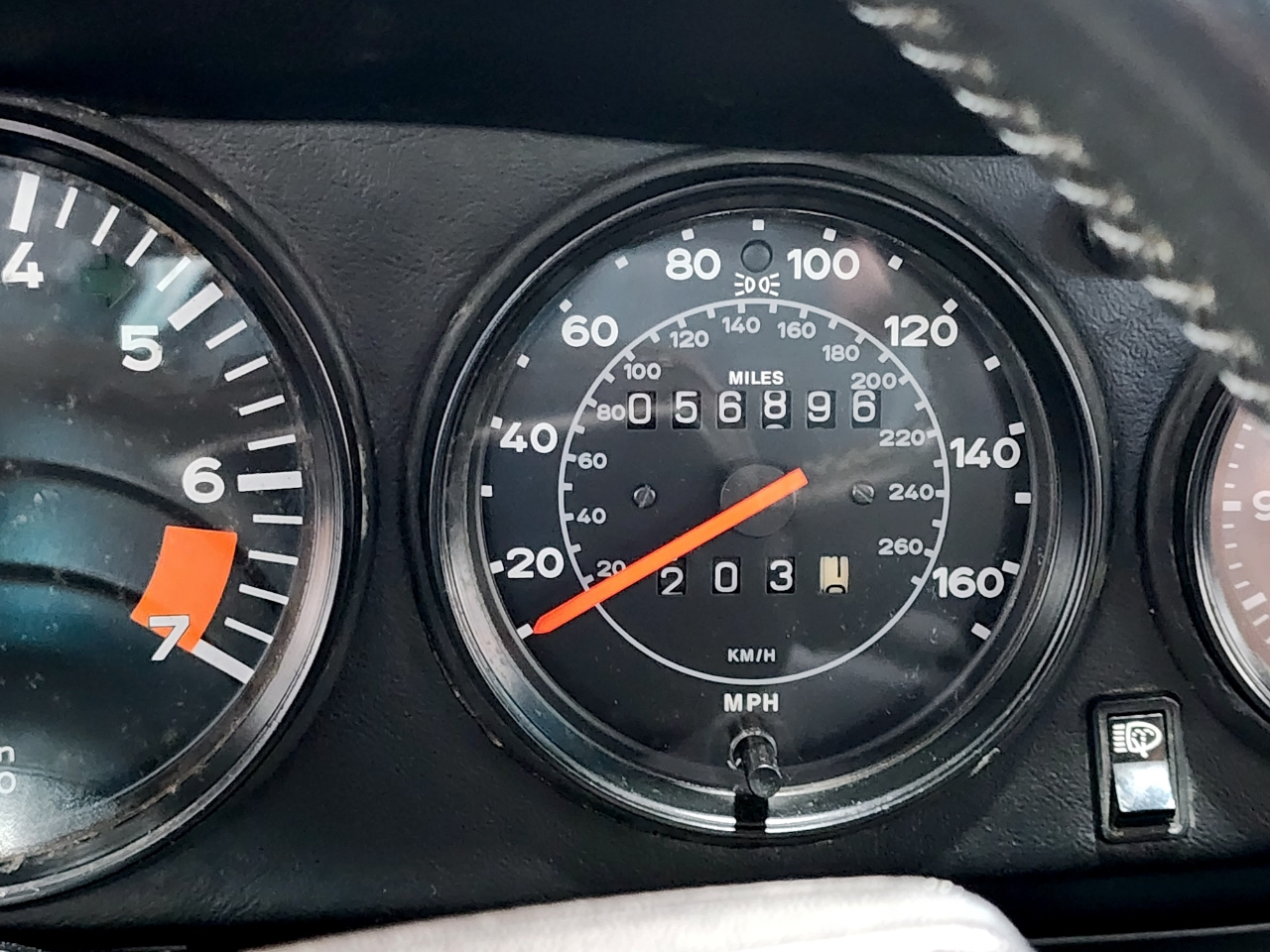 Porsche 911 Carrera  1984