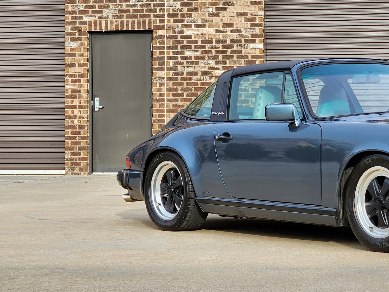 Porsche 911 Carrera  1988