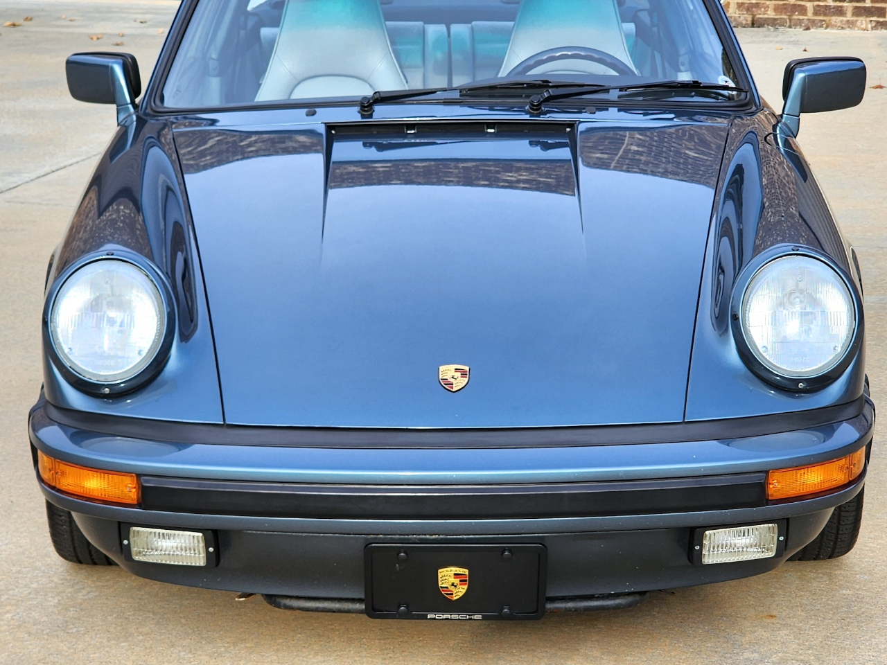 Porsche 911 Carrera  1988