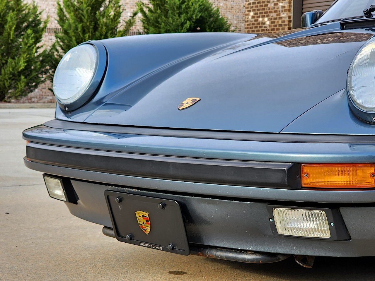 Porsche 911 Carrera  1988