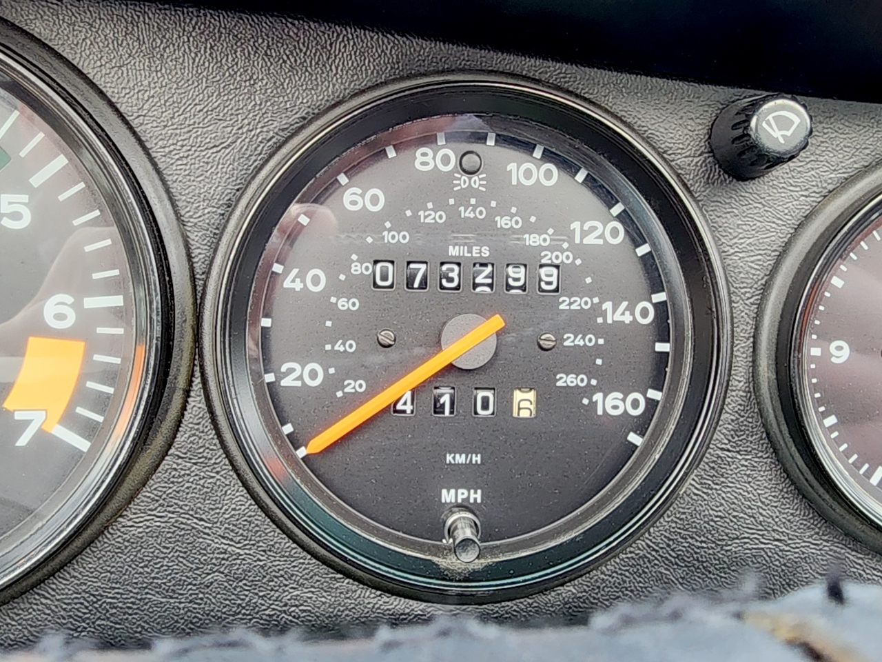 Porsche 911 Carrera  1988