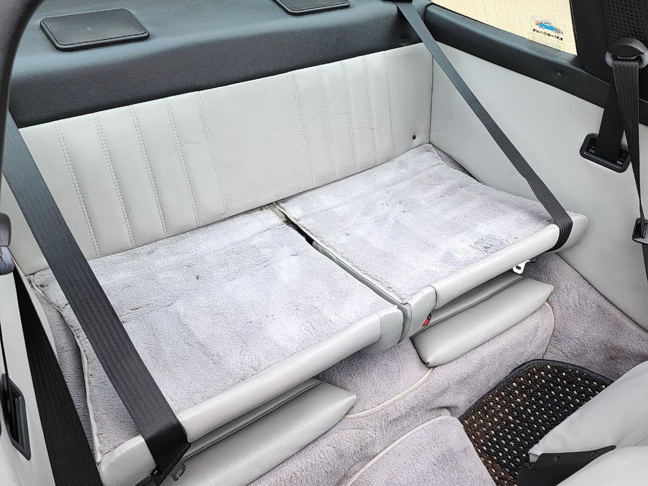 Porsche 911 Carrera  1988