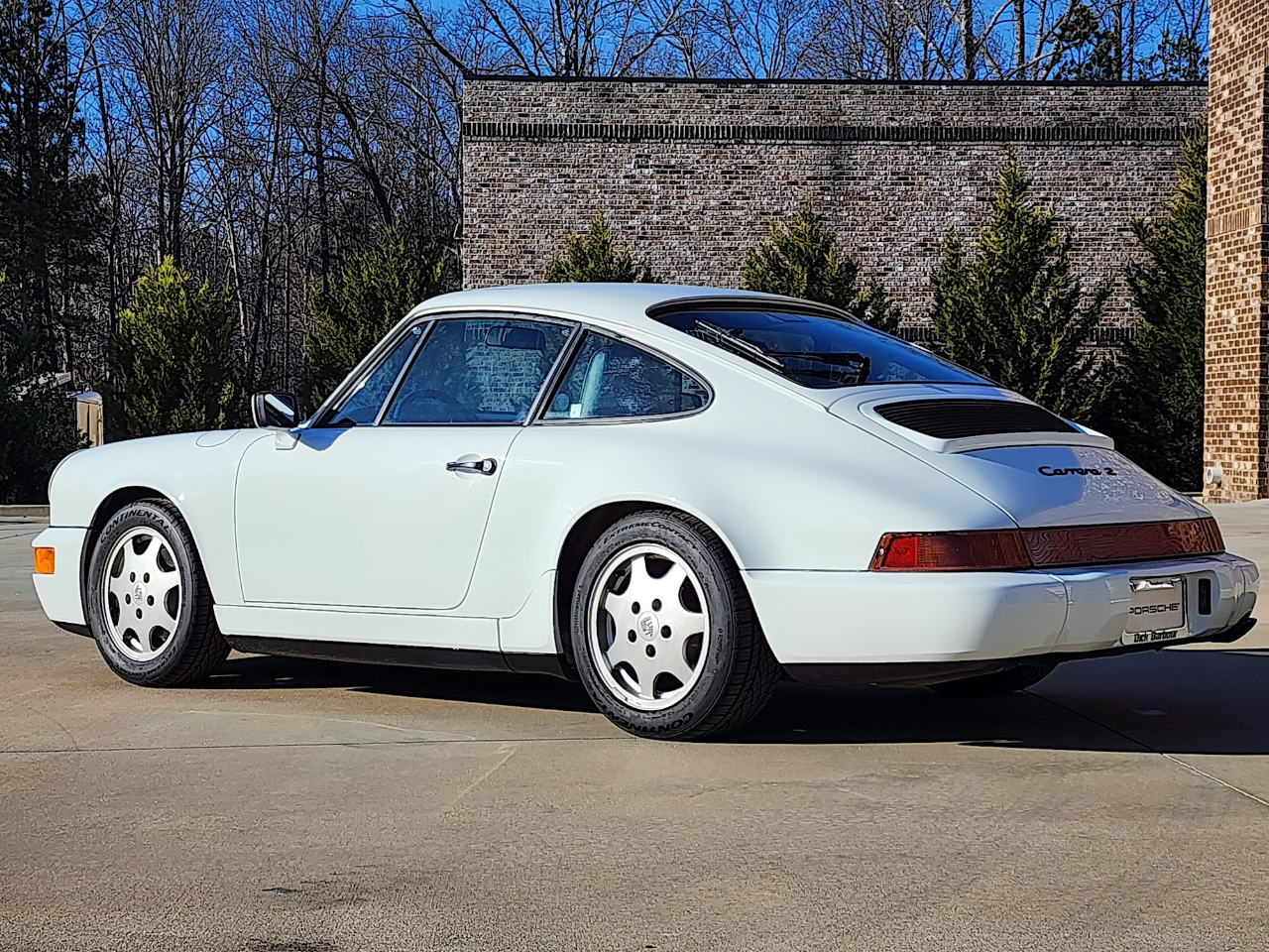 Porsche 911 Carrera  1990