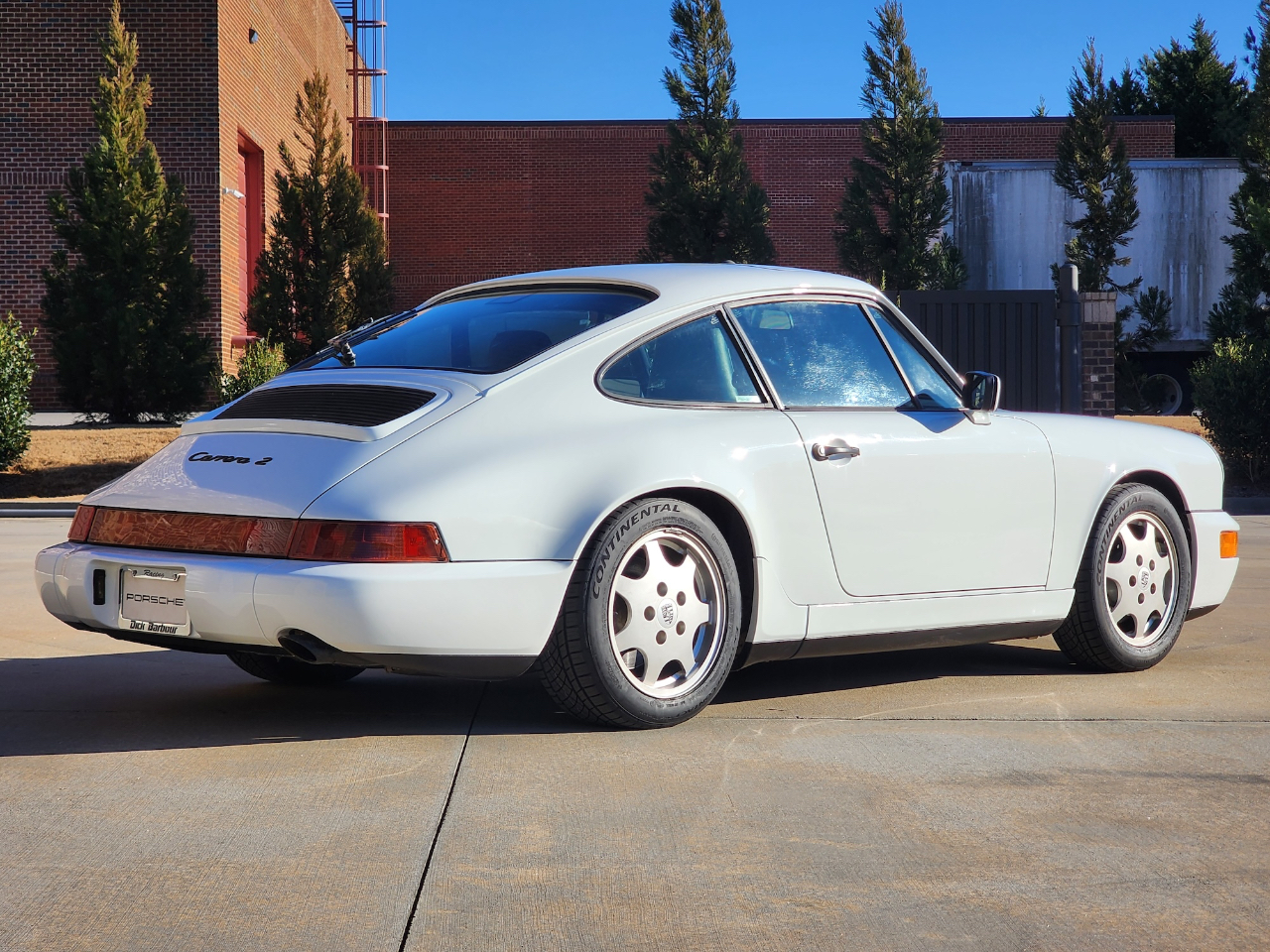 Porsche 911 Carrera  1990