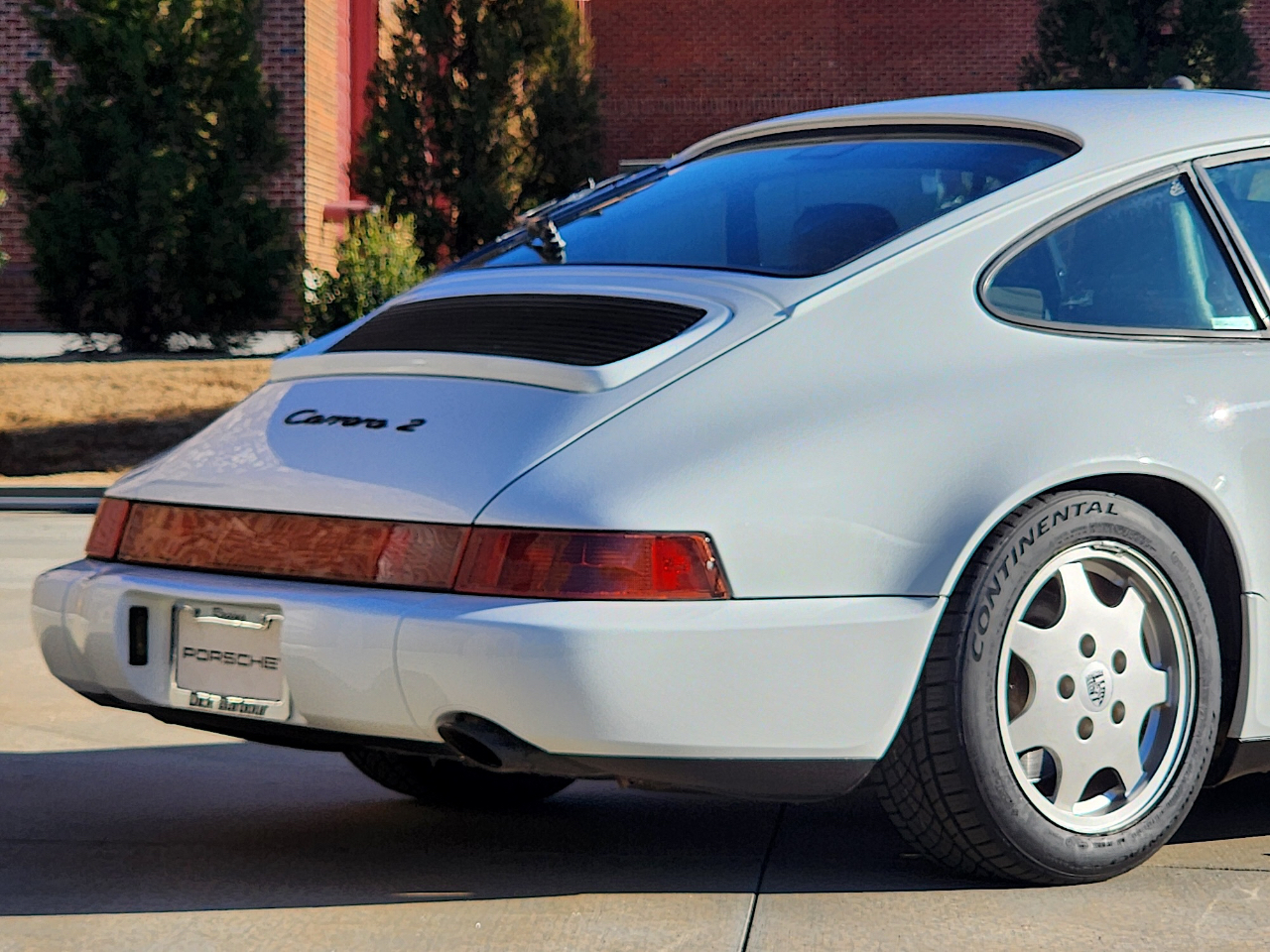 Porsche 911 Carrera  1990
