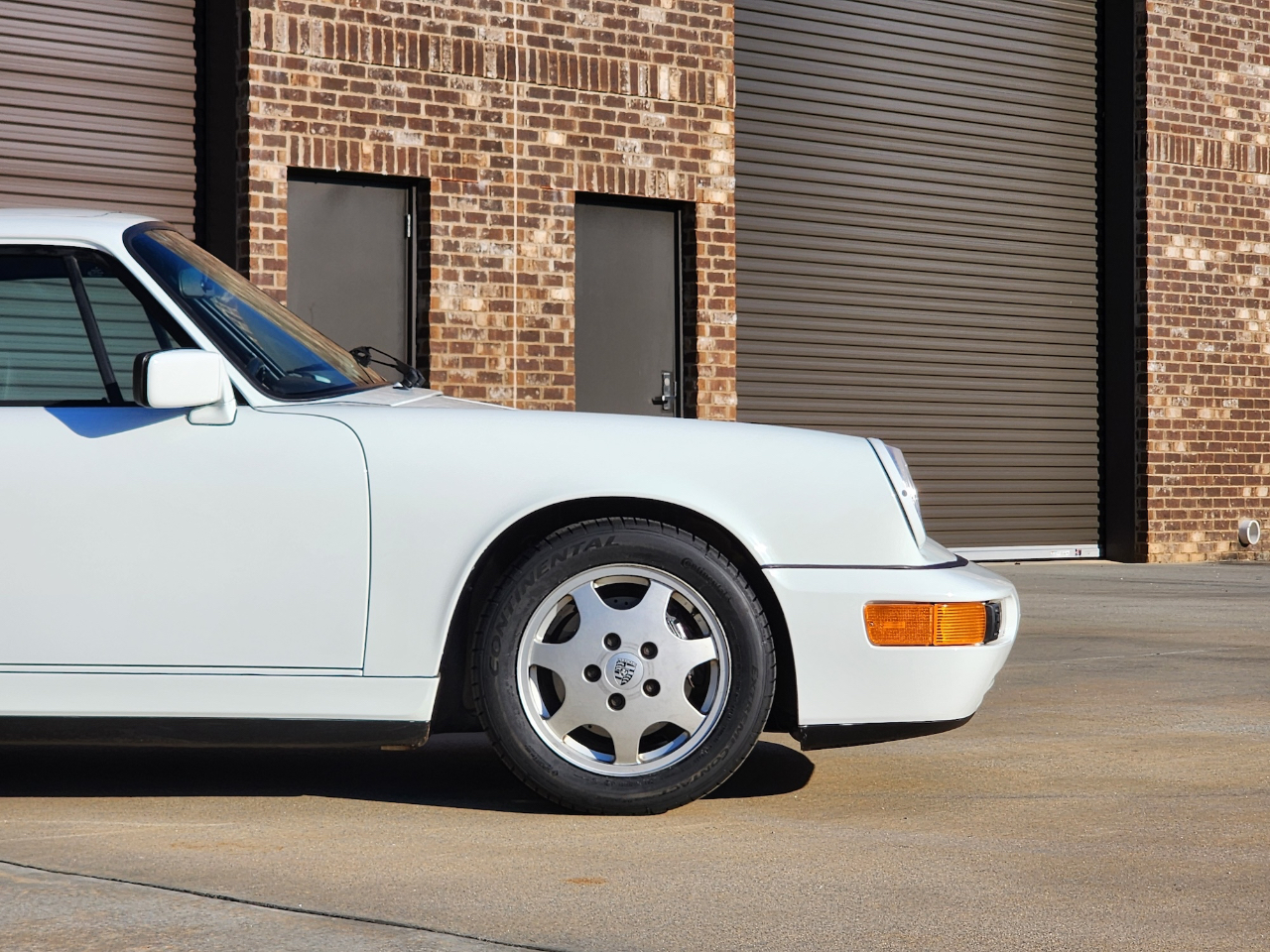 Porsche 911 Carrera  1990