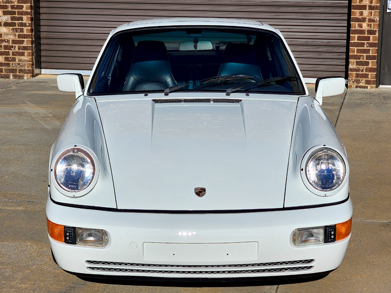 Porsche 911 Carrera  1990