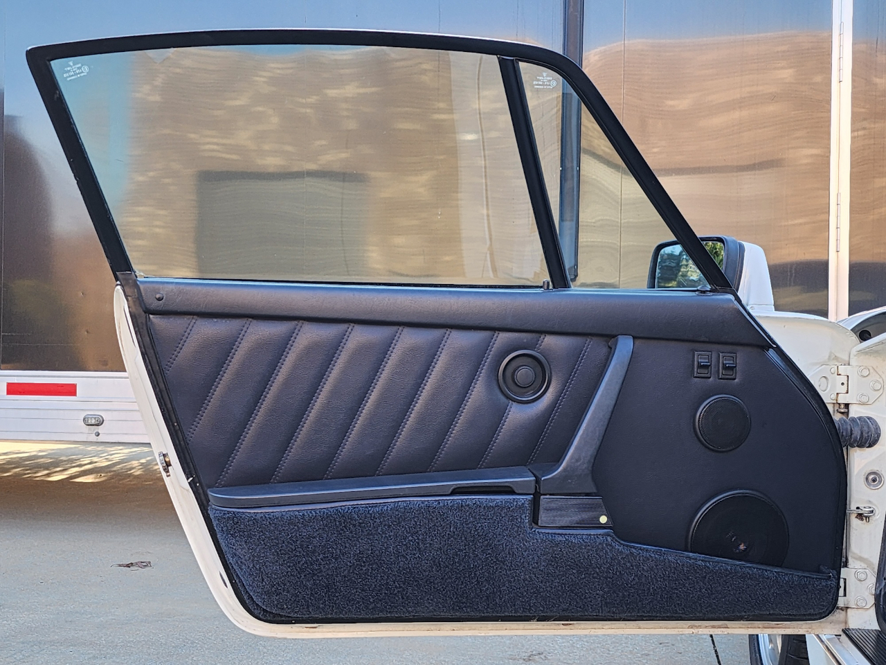 Porsche 911 Carrera  1990