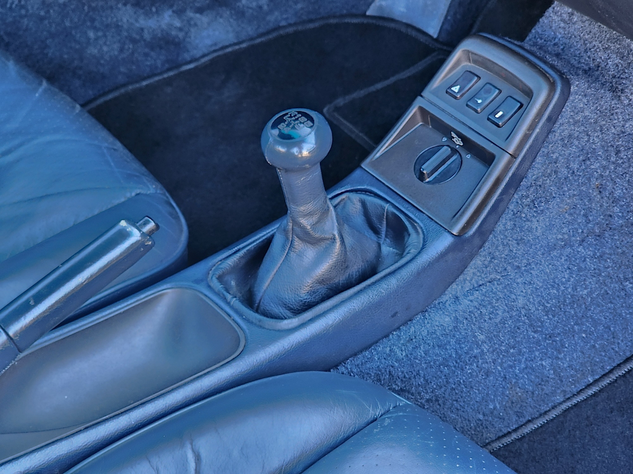 Porsche 911 Carrera  1990