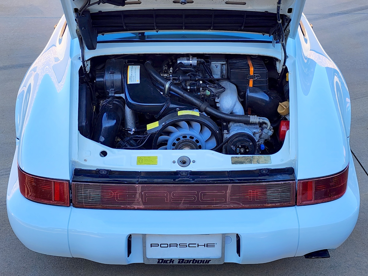 Porsche 911 Carrera  1990