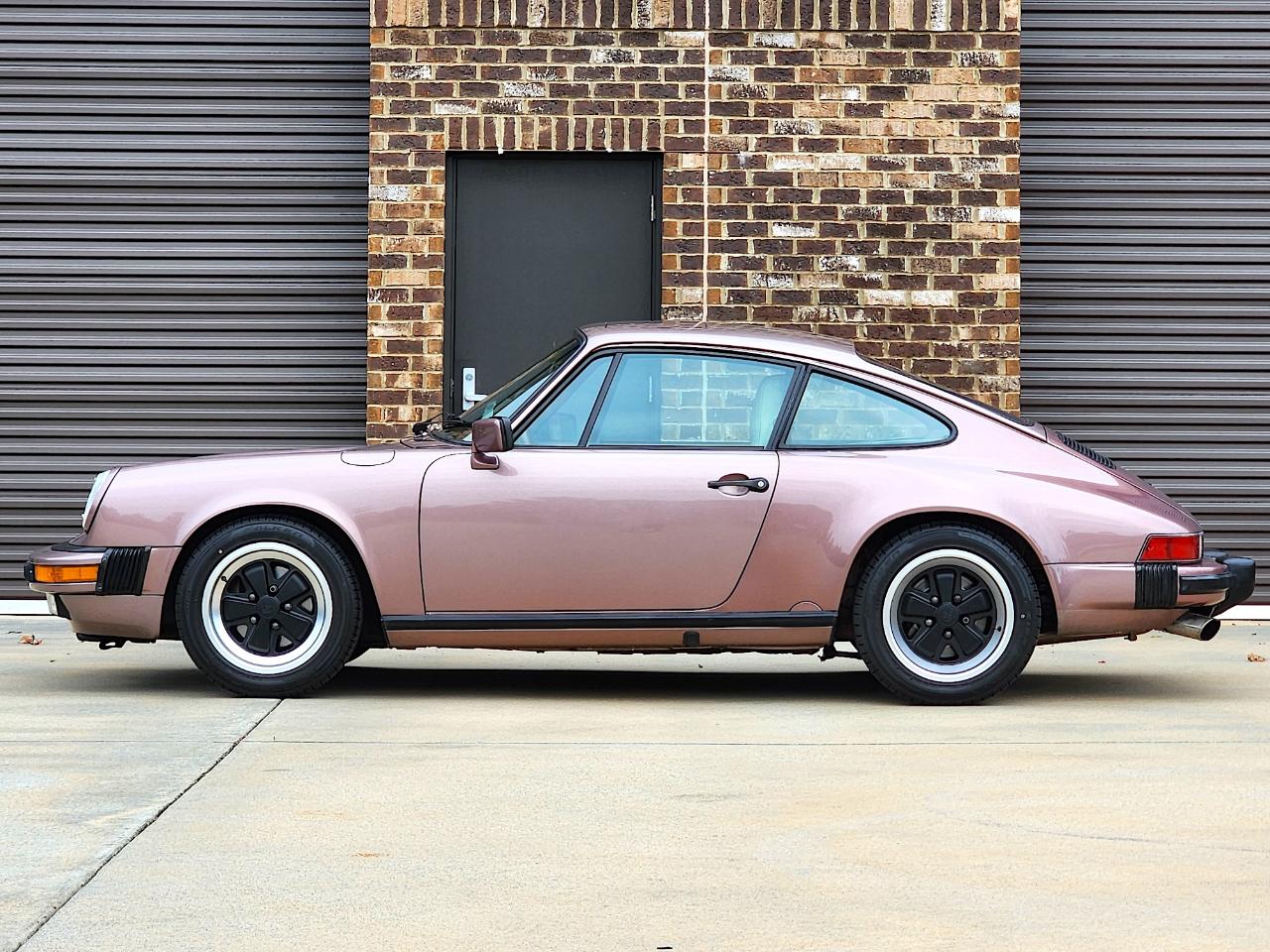 Porsche 911 Carrera  1987