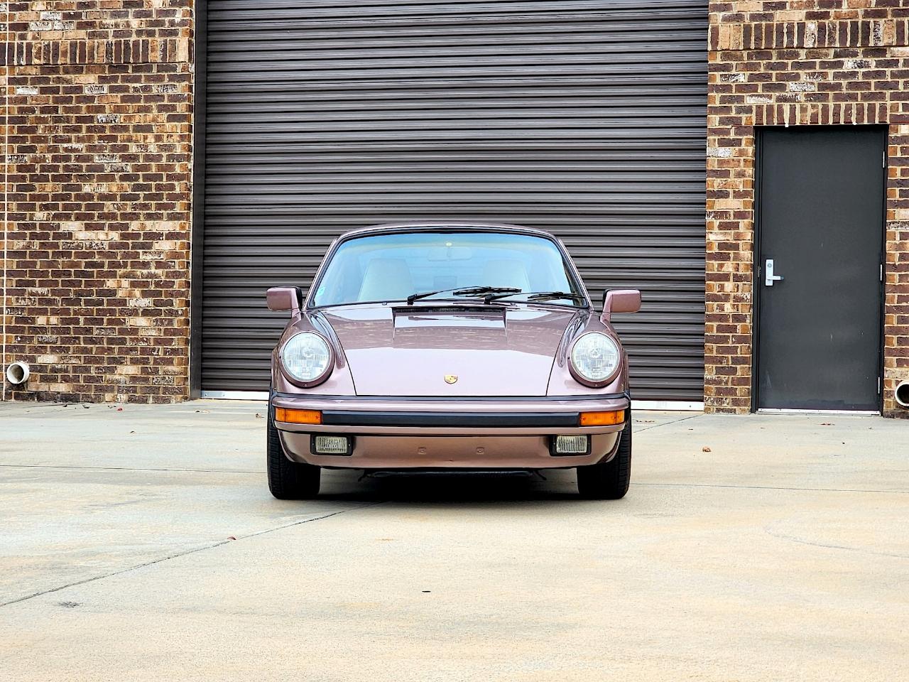 Porsche 911 Carrera  1987