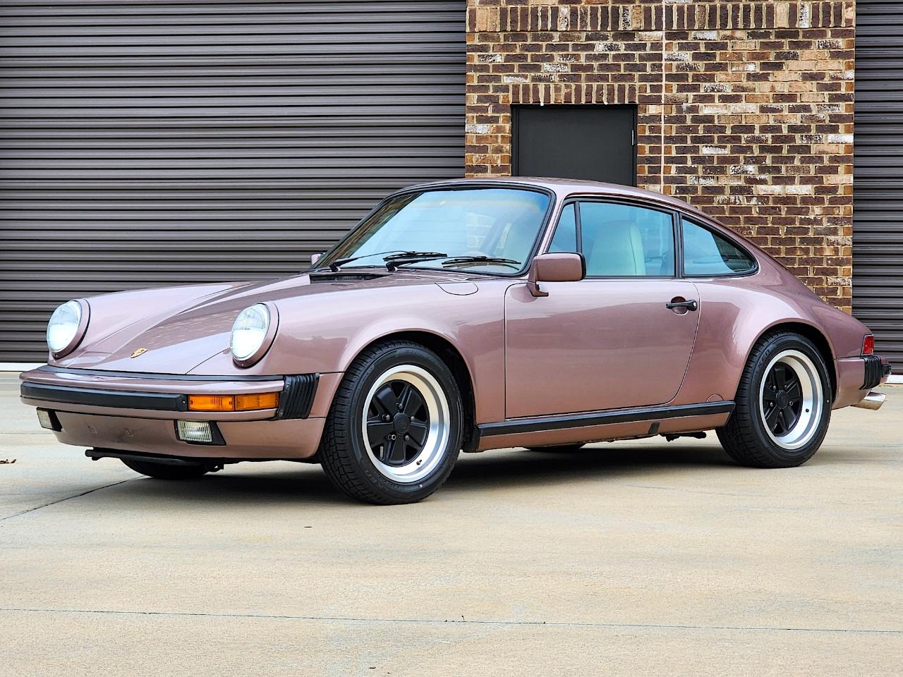 Porsche 911 Carrera  1987