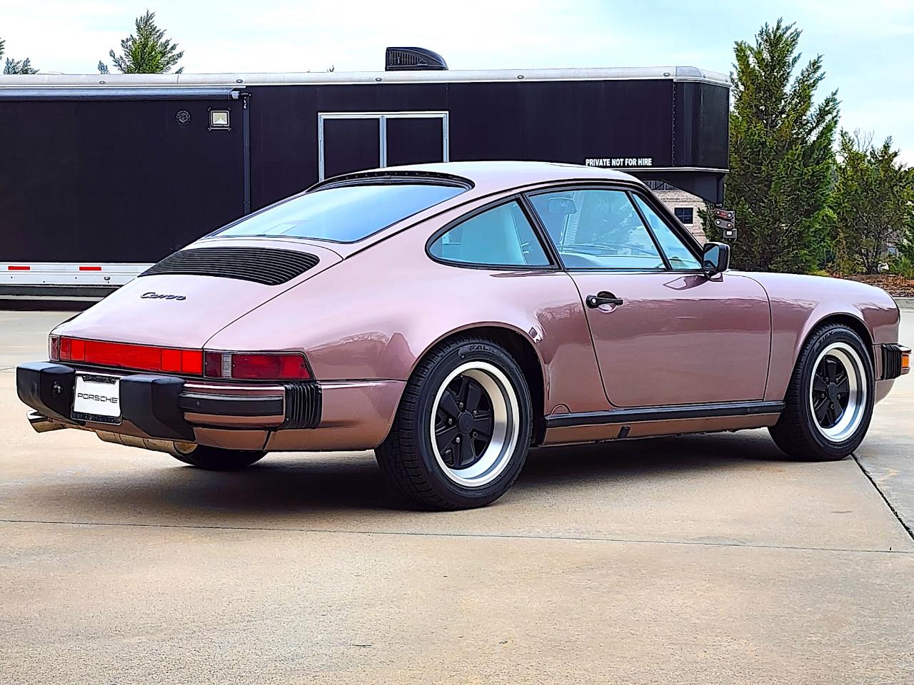Porsche 911 Carrera  1987