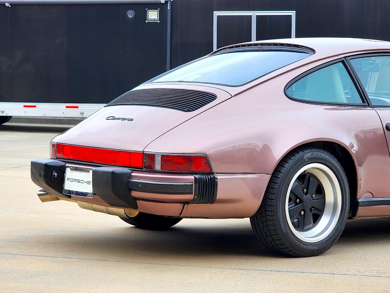 Porsche 911 Carrera  1987