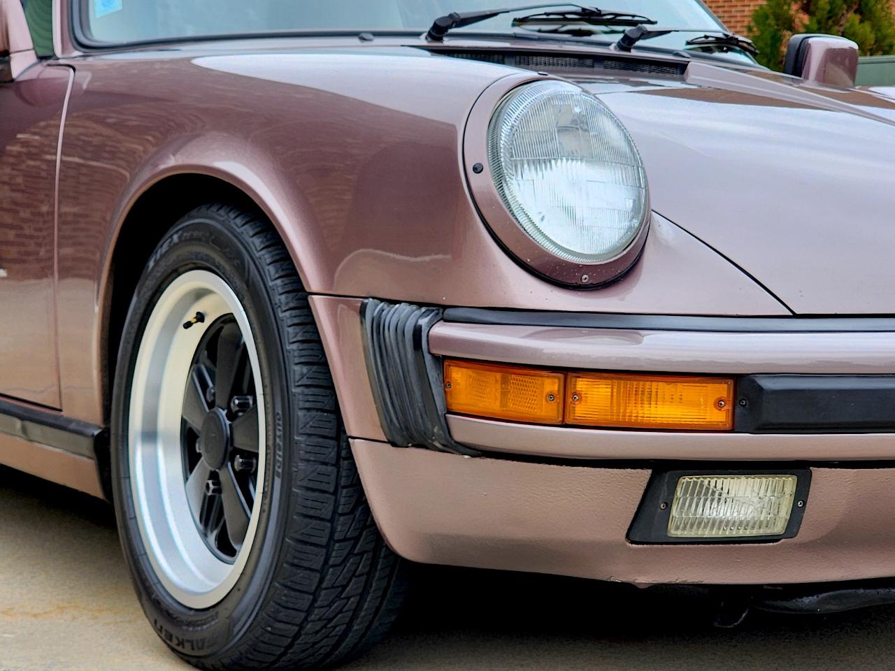 Porsche 911 Carrera  1987