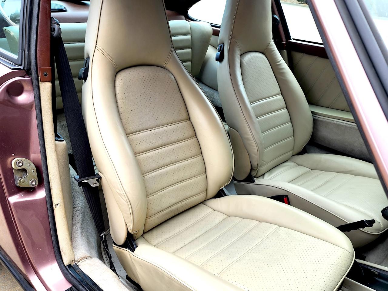 Porsche 911 Carrera  1987