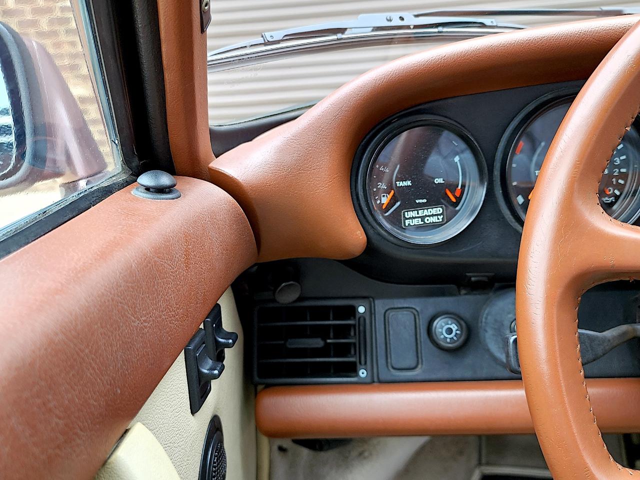 Porsche 911 Carrera  1987