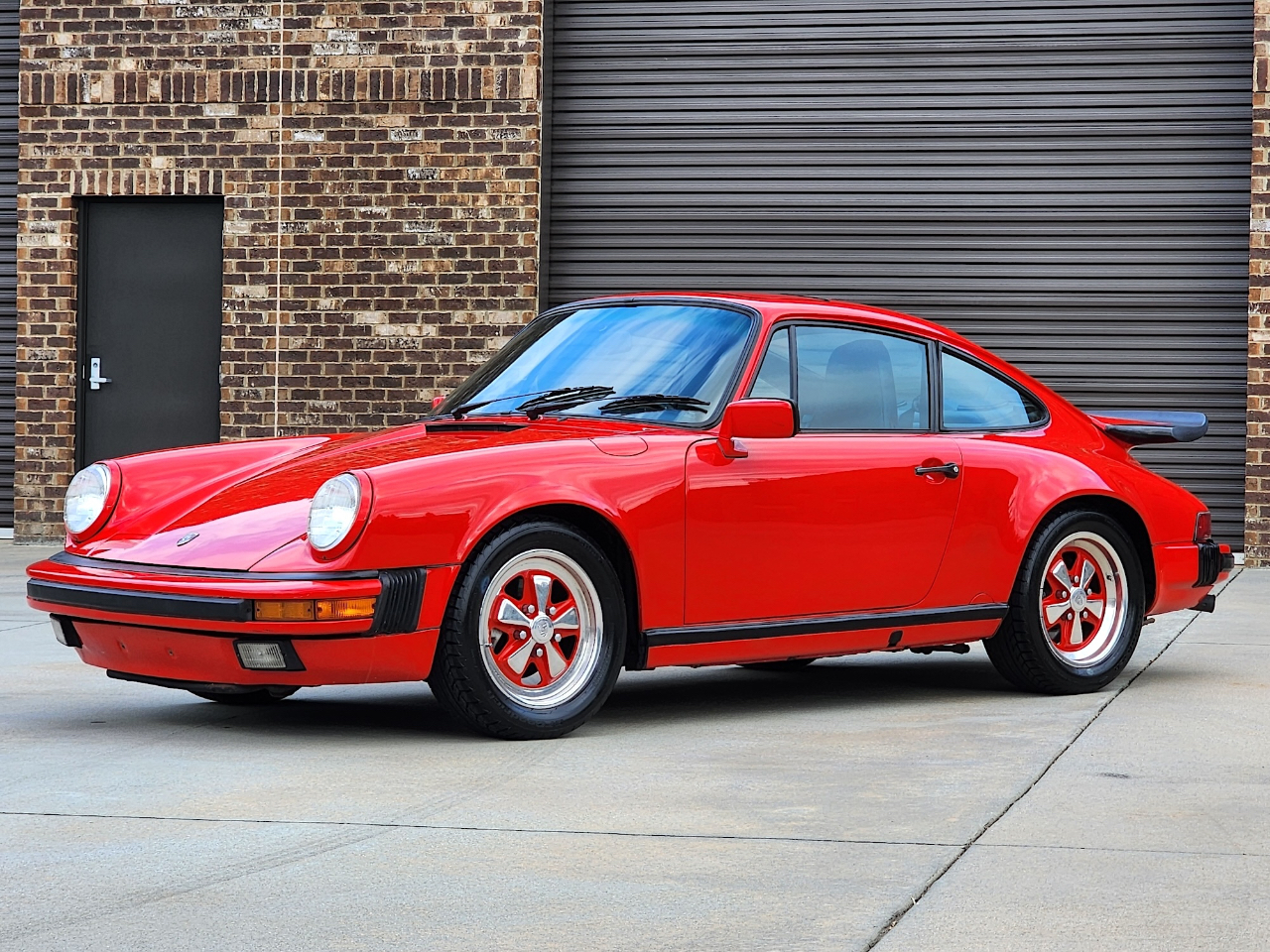 Porsche 911 Carrera  1987