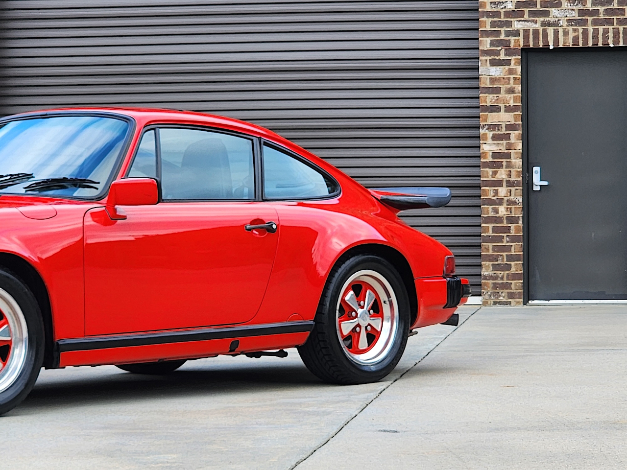Porsche 911 Carrera  1987