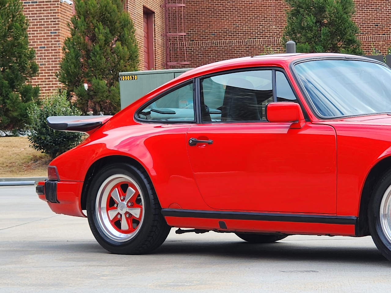 Porsche 911 Carrera  1987