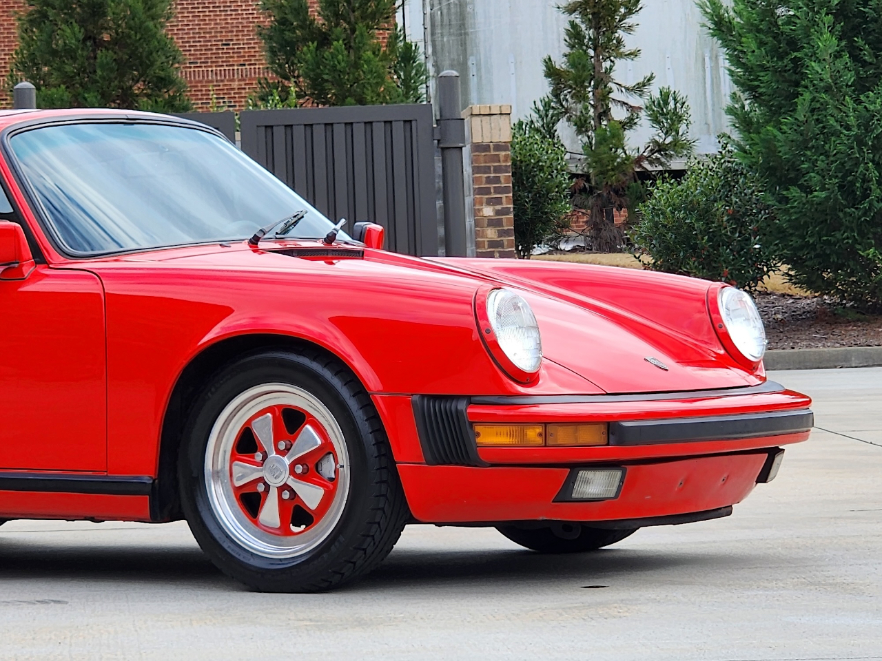 Porsche 911 Carrera  1987